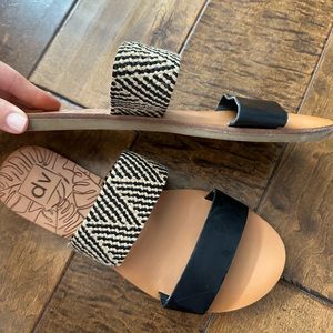 Dolce Vita Slide Sandal